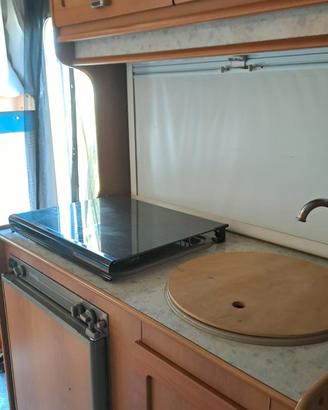 camper mansardato con climatizzatore 