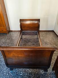 Letto singolo (una piazza) stile "bateau"