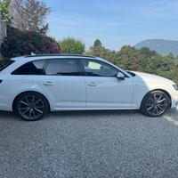Avant 40 2.0 tdi ultra Business Sport 190cv s-tron