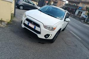Mitsubishi ASX 1.6 DI-D 114 CV 2WD Instyle Panoram