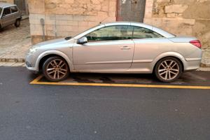 Opel Astra Cabrio Twin Top 1.6 benzina 