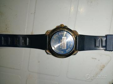 orologio  Benetton a quarzo 