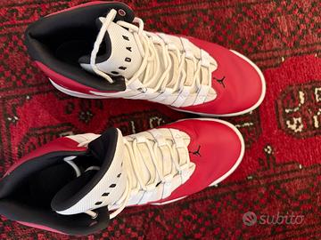 Nike jordan max aura