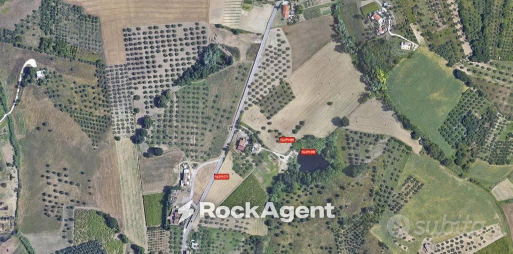 Terreno di 24874 m² a Spoltore - Vista 3