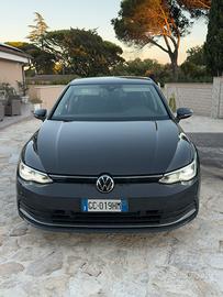 Golf 8 1.5 tsi evo 130cv FARI MATRIX