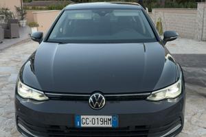 Golf 8 1.5 tsi evo 130cv FARI MATRIX