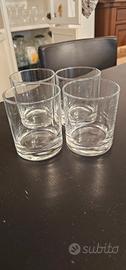4 bicchieri wiskey