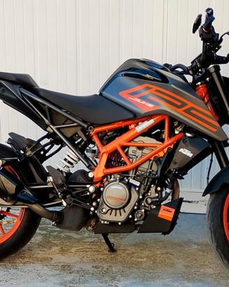 KTM DUKE 125