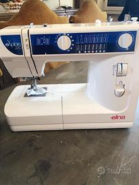 Macchina da cucire ELNA