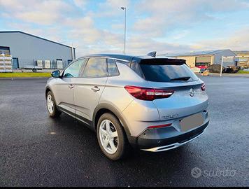 Opel grandland 1.5 diesel anno 2020