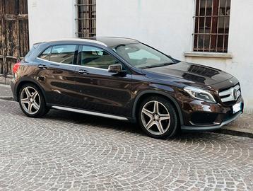 Gla 200d 4 matic Mercedes Benz