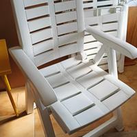 Sdraio e tavolino richiudibili