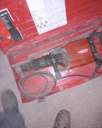 Demolitore Hilti 905 AVR