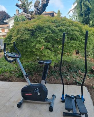 Cyclette - stepper attrezzi palestra 