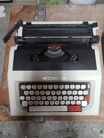 macchina da scrivere 