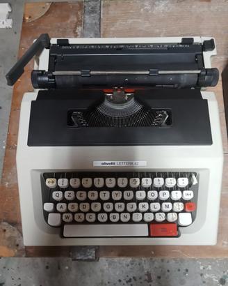 macchina da scrivere 