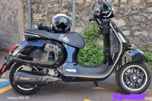 VESPA 300 GTS SUPER Hpe, Gen. 2024, AKRAPOVIC
