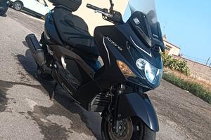 scooter comodissimo 