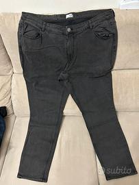 Jeans elasticizzati taglie forti