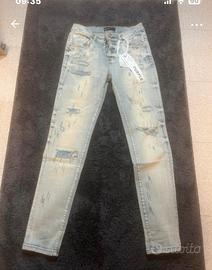 Jeans purple