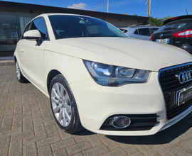 Audi a1 1.6 tdi 90cv automatica