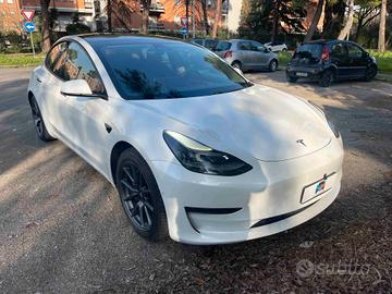 Tesla Model 3 Long Range Dual Motor AWD 82KWH