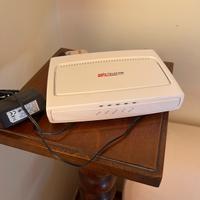 Modem Telefonico TIM con Ethernet e Wi-Fi