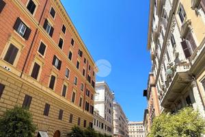 4 LOCALI A ROMA