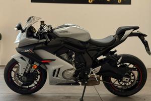 CF MOTO 675 SR-R GARANZIA 4 ANNI PREZZO PROMO