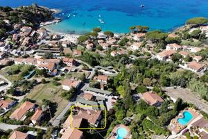 Marciana (fraz.) - Villa indipendente in zona mare
