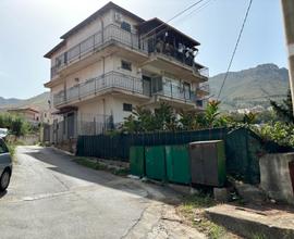 Via Ceraulo (Pietra Mole) app.nto con giardino