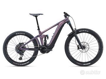 Bici biammortizzata e-bike mtb Giant Reign E+ 1