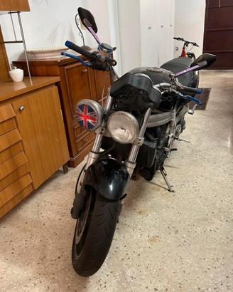 Triumph speed triple 955i