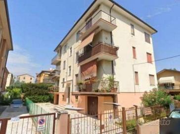 Immobile in asta di 92 m² con 3 locali e box auto 