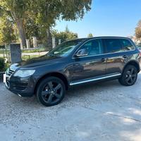 Volkswagen Touareg 3.0/240CV V6 TDI DPF tip.