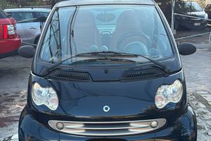 Smart ForTwo 700 coupé passion (45 kW) NEOPATENTAT
