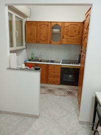 Con posto auto giardino e taverna