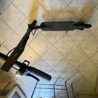 Monopattino Xiaomi M365 – usato pochissimo