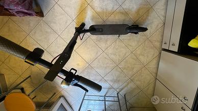 Monopattino Xiaomi M365 – usato pochissimo