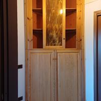 Armadio Angolare 2 Ante con Vetrina e Guardaroba