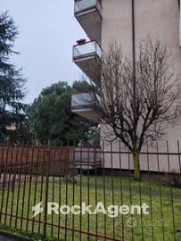 PAVIA - VIA AMATI N. 6 - LUMINOSO TRILOCALE + CANT