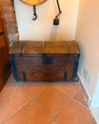 Baule in legno massello