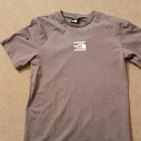 Magliette The North Face