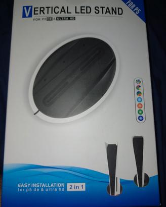 piedistallo ps 5 e hub usb 
