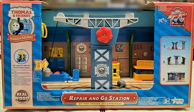 Thomas and friends art 98200 repair and go station