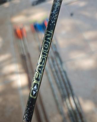frecce tiro con l arco  in alluminio marca easton