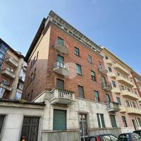 3 LOCALI A TORINO