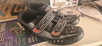 scarpe ciclismo spinning sidi num.42 con attacchi Biciclette In