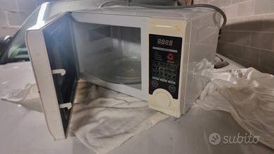 Microonde DAEWOO con Funzione Grill – Ottime Condi