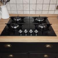 cucina piano cottura 4 fuochi